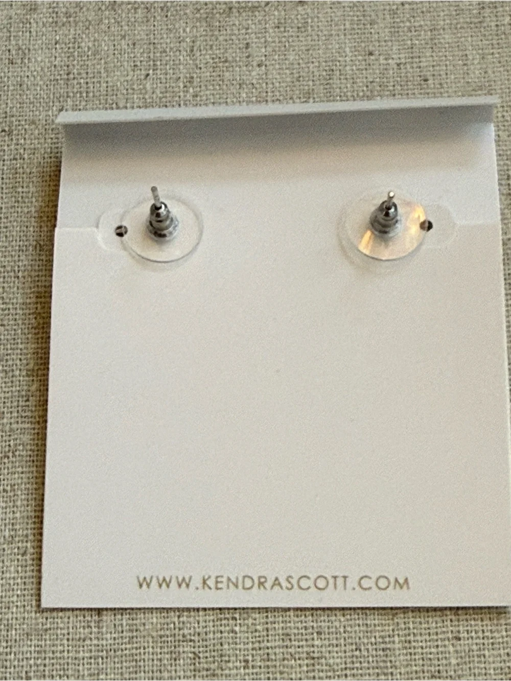 💛KENDRA SCOTT SILVER STUDS💛